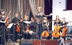 Оркестр "Мелодия" Приморской краевой филармонии под управлением Д.Бутенко